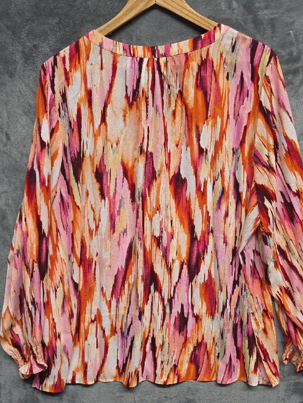 Belle by Kim Gravel Pink Orange Abstract Print Long-Sleeve Blouse Sz 2X - Picture 3 of 5